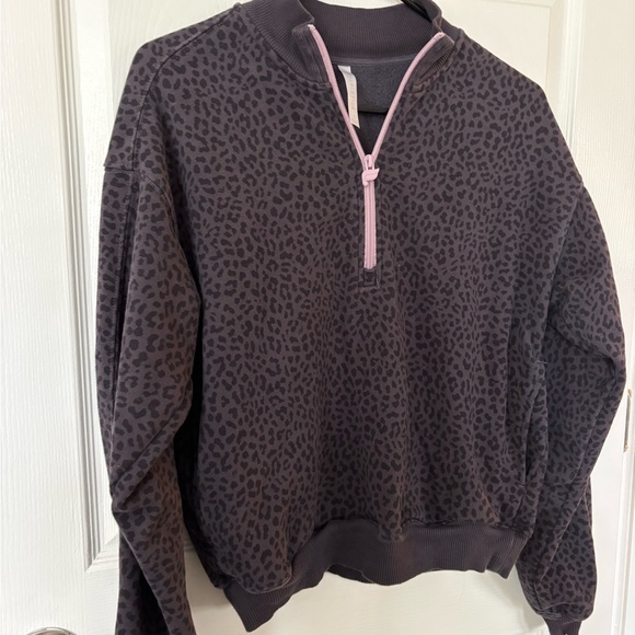 Fabletics cheetah half zip - Picture 3 of 4